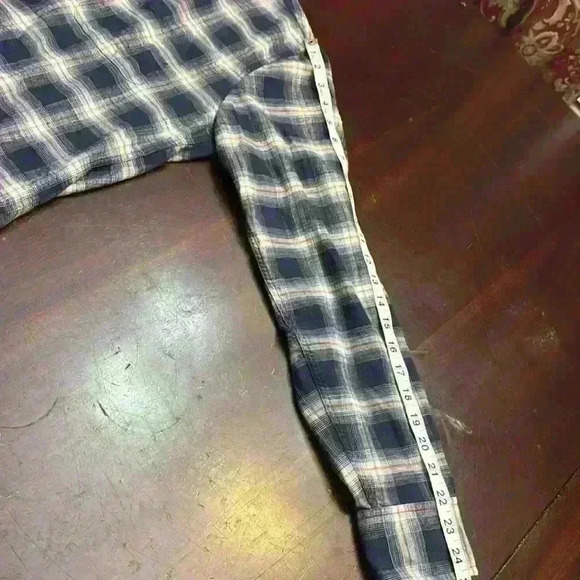 Fish Hippie Company Broadwater Rumfront Collection Plaid size Medium - Picture 9 of 9